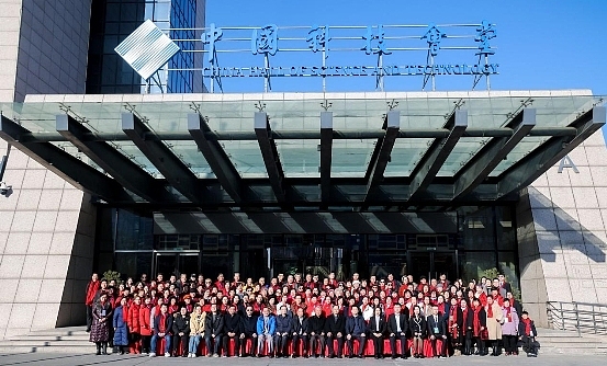 从玩笑到传奇：狗狗币为何能在加密货币市场异军突起？