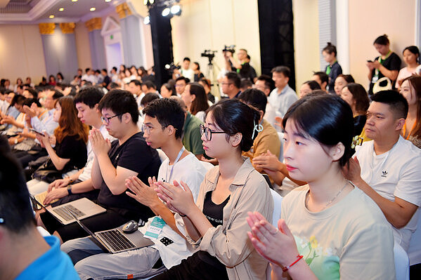 加密货币市场最新动态：监管升级与技术突破齐飞